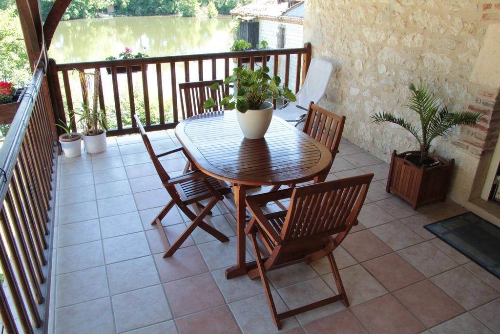 Chambres D'Hotes Moulin De Rigoulieres Saint-Sylvestre-sur-Lot ภายนอก รูปภาพ
